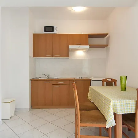 Rok-2 Apartman Banjole